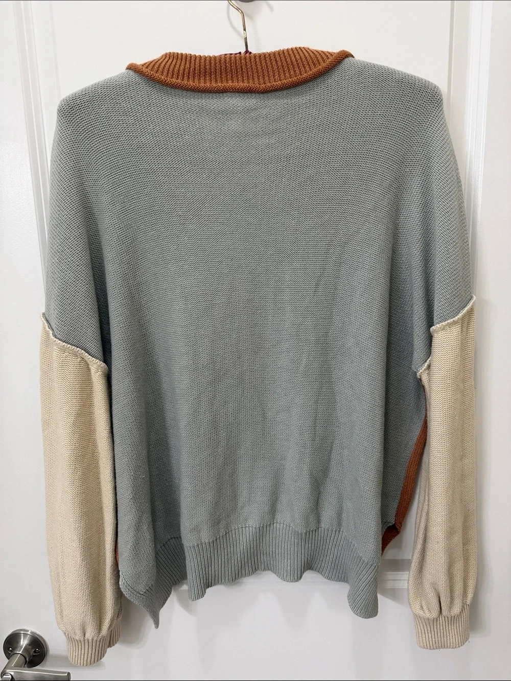 Wishlist Colorblock Crewneck Sweater in Rust, Light Gray, and Cream